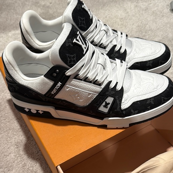 Louis Vuitton’s men trainer sneaker